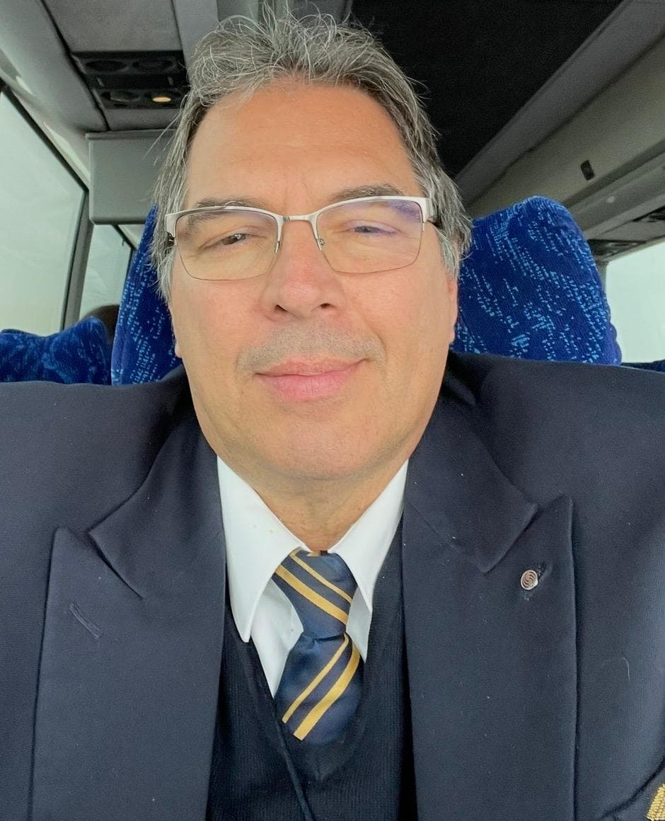 Captain Heinz Mirza, Senior Mentor at PilotLaunchpad, experienced airline Captain